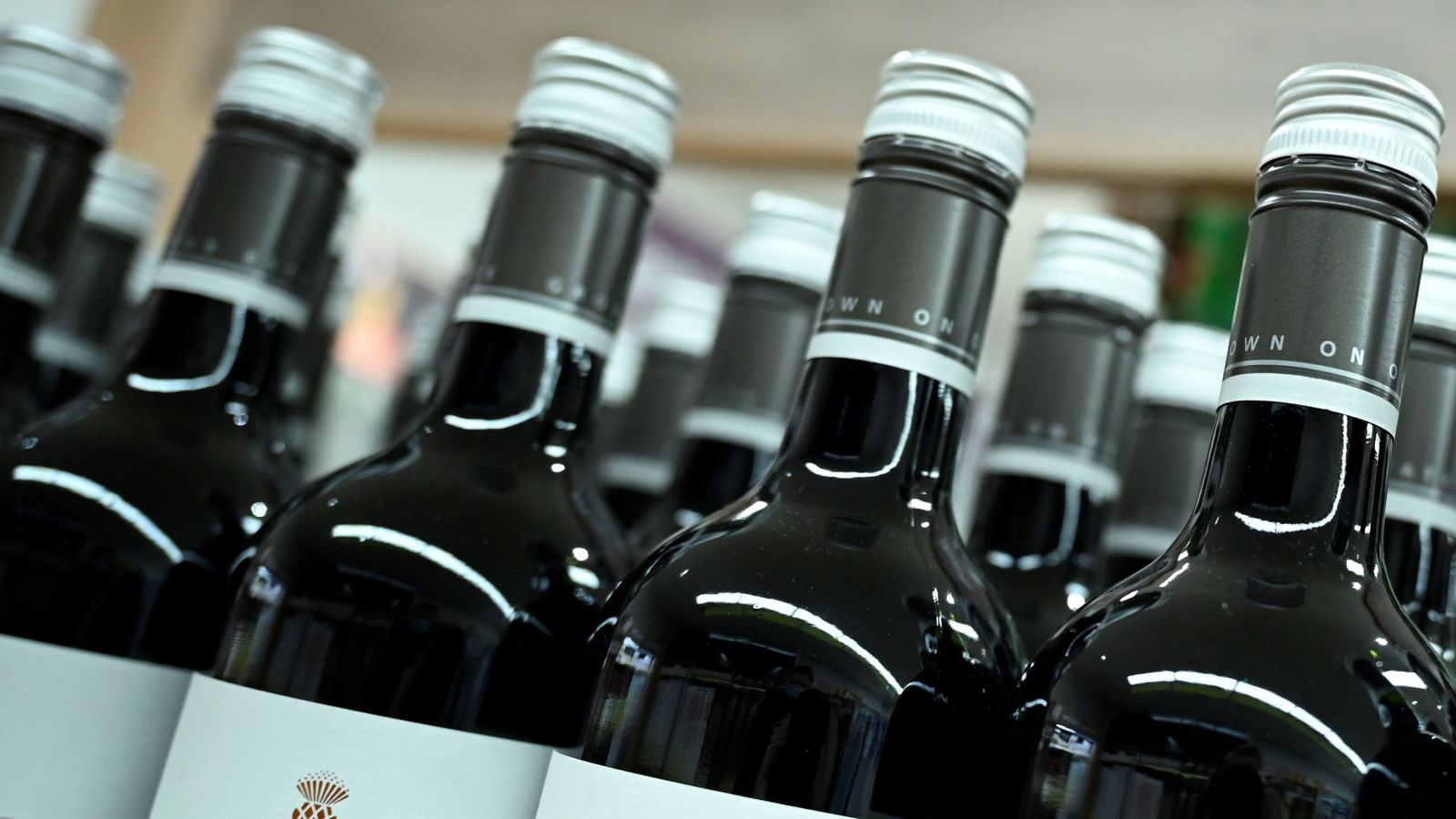 Las guerras del vino: cómo las ‘absurdas’ marcas de cáncer enfrentaron a Irlanda contra Europa | noticias del mundo